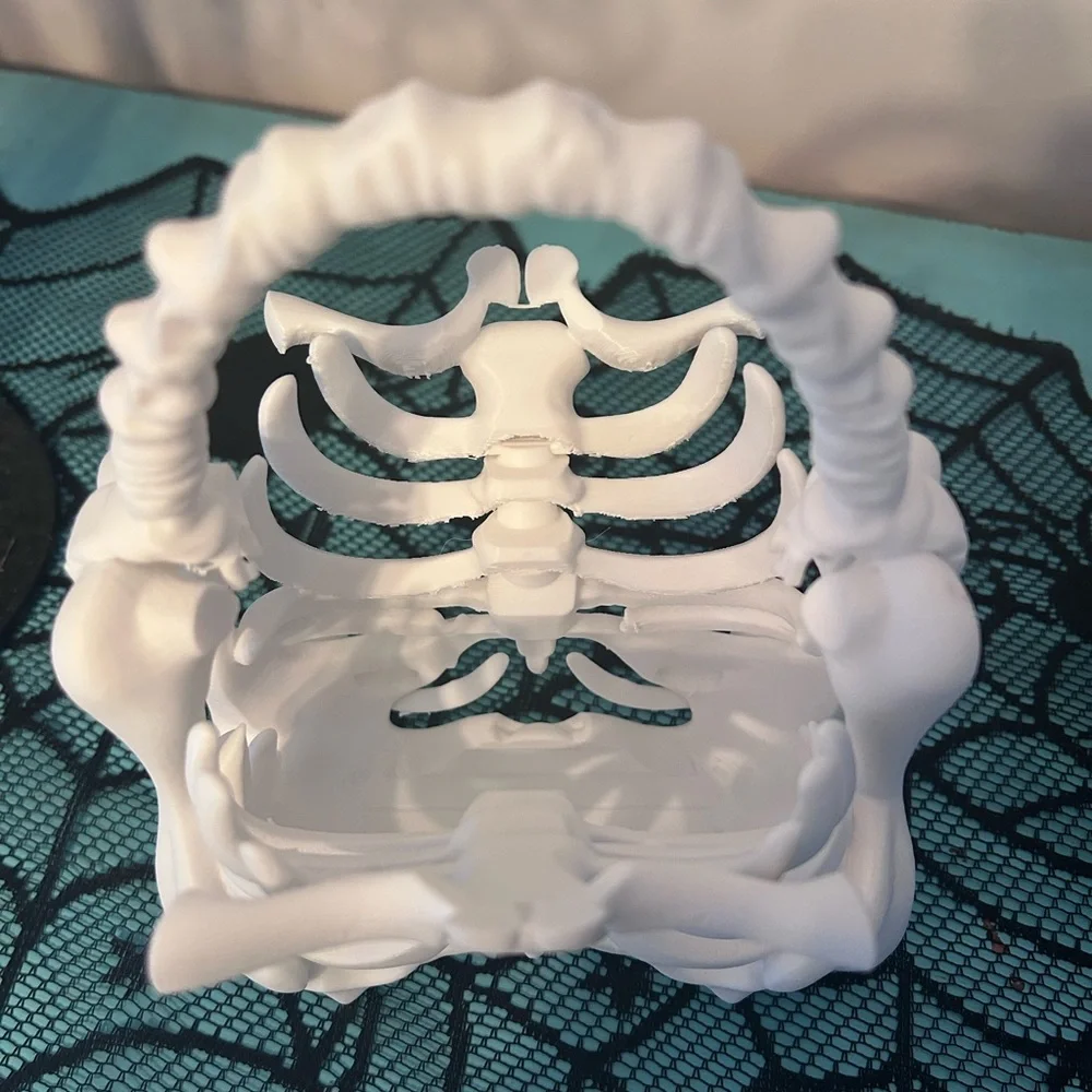 Skeleton Ribcage Handbag - Picture 2 of 5